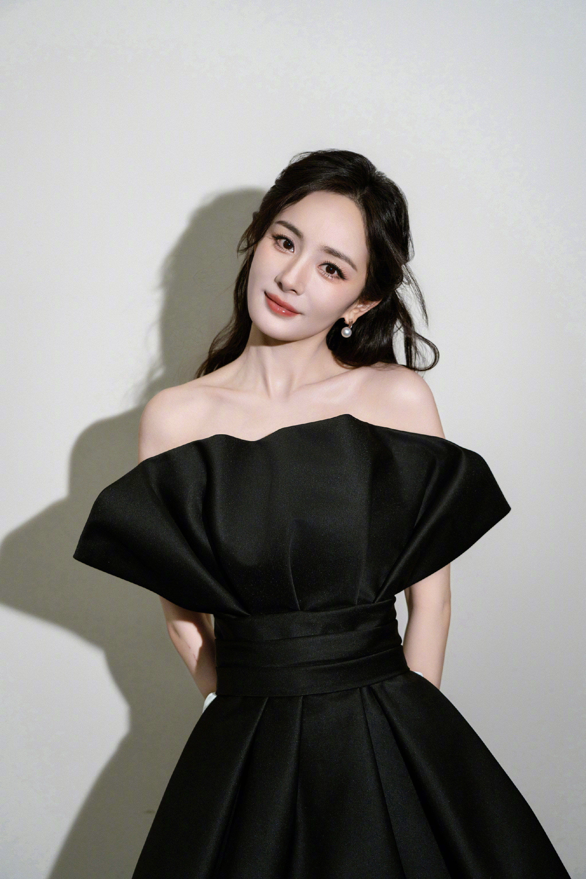 Dương Mịch đối diện với dư luận tiêu cực