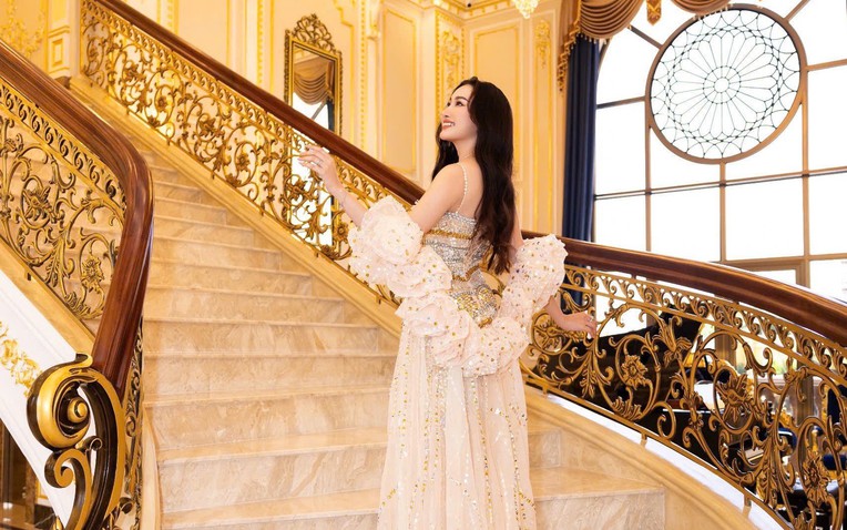 Đoàn Hồng Trang tại một sự kiện thời trang