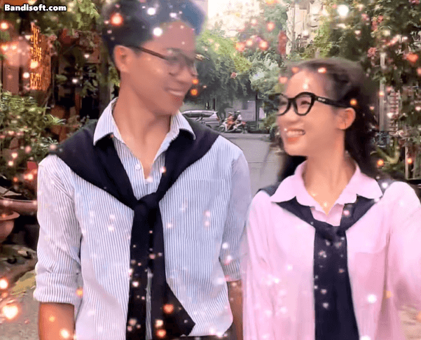 Hình ảnh tình tứ của Hải Vy và Gia Huy ngoài đời