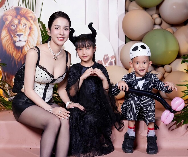 Diệp Lâm Anh bên hai con
