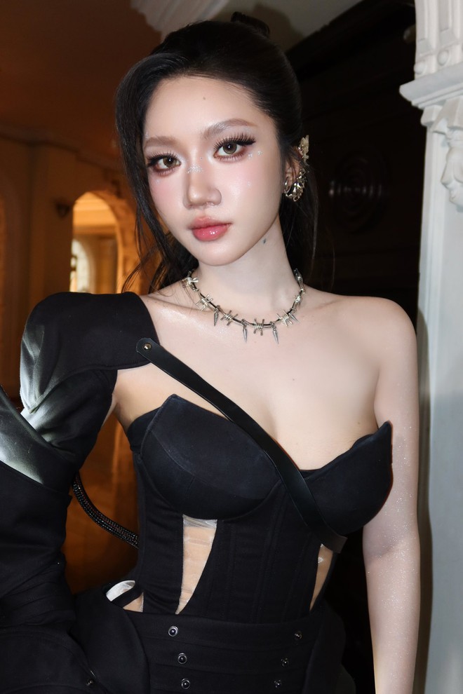Orange biểu diễn trong cuộc thi Em Xinh Say Hi