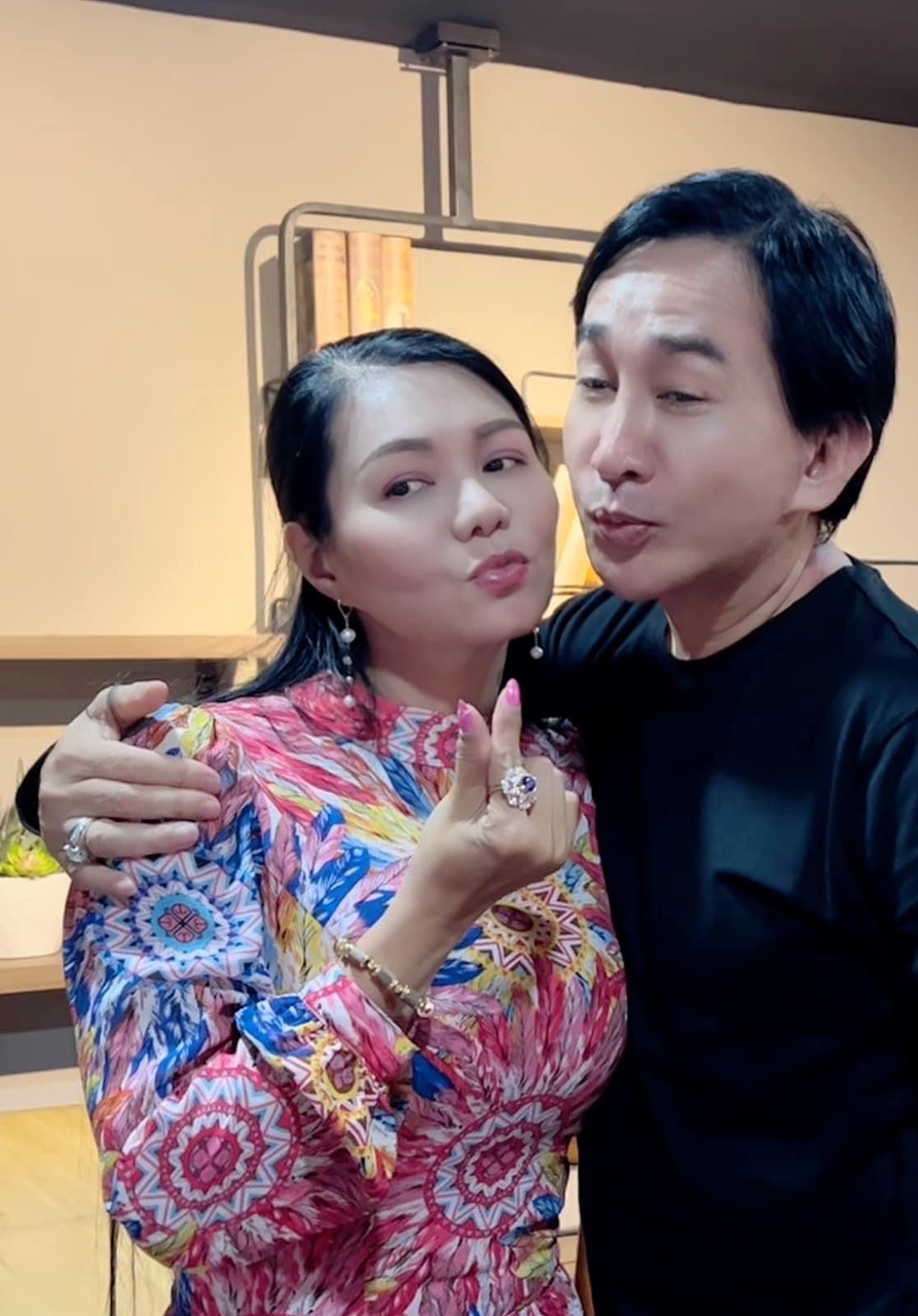 Kim Tử Long và Ngọc Huyền trong một sự kiện
