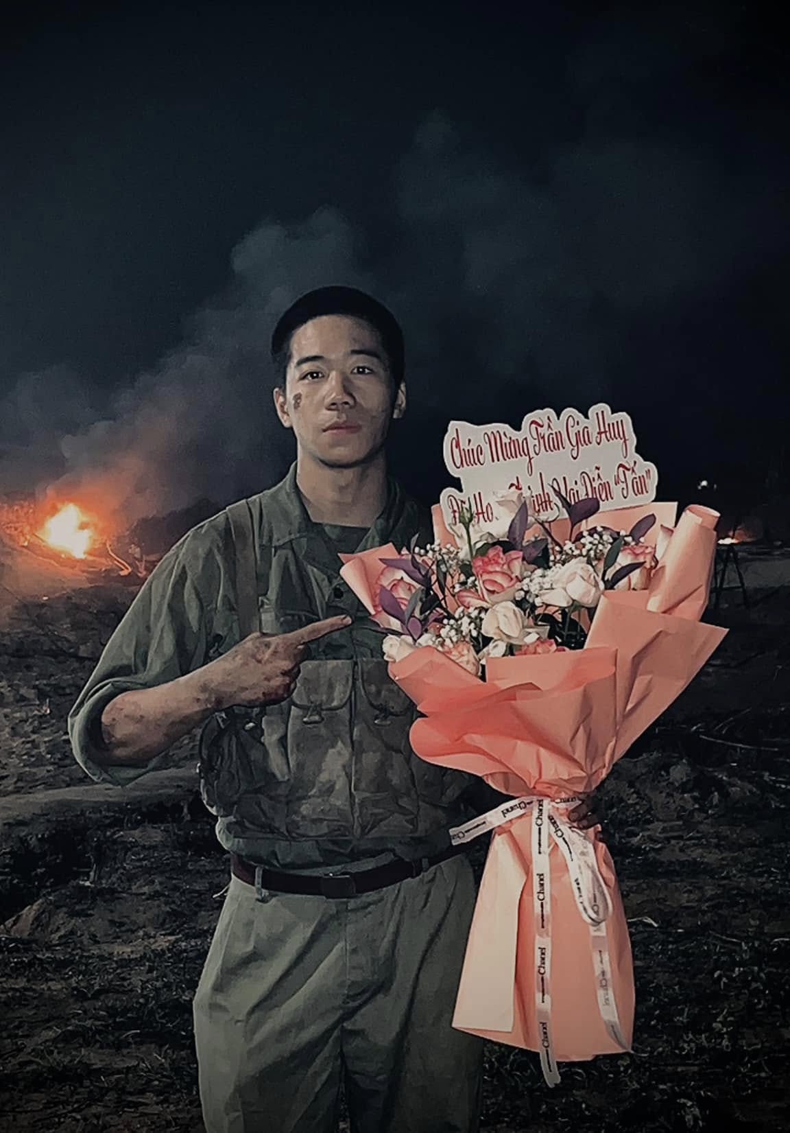 Hình ảnh Gia Huy viral trên mạng xã hội