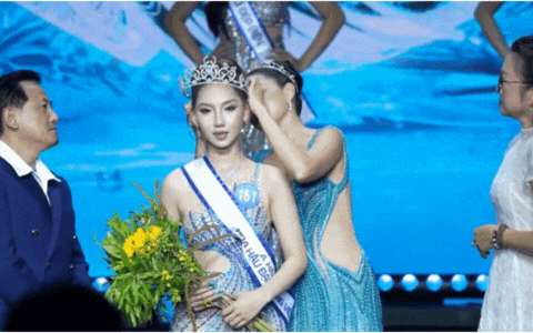 Khoảnh khắc khó xử trên sóng trực tiếp