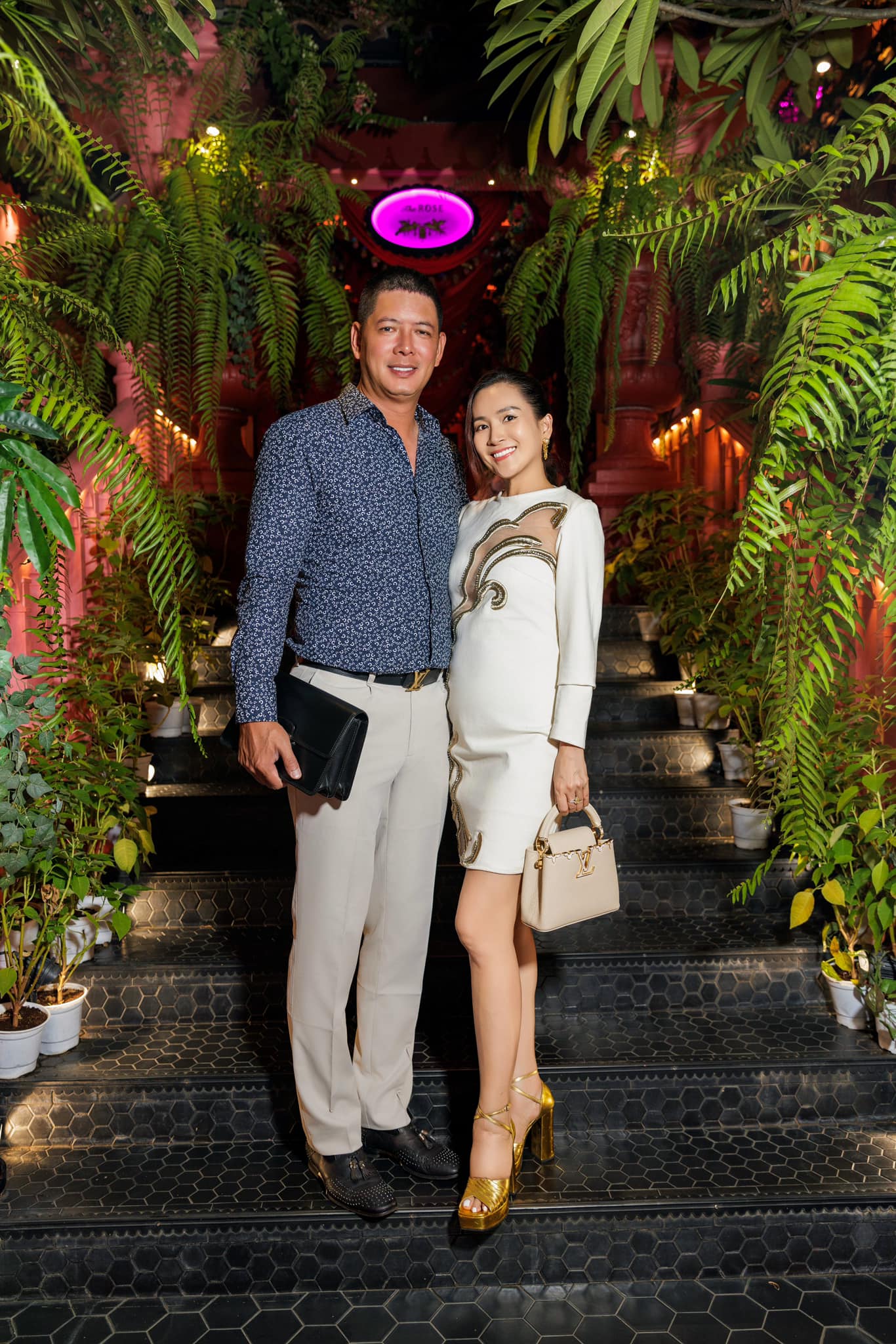 Năm 2008, anh thông báo kết hôn với doanh nhân hơn 4 tuổi