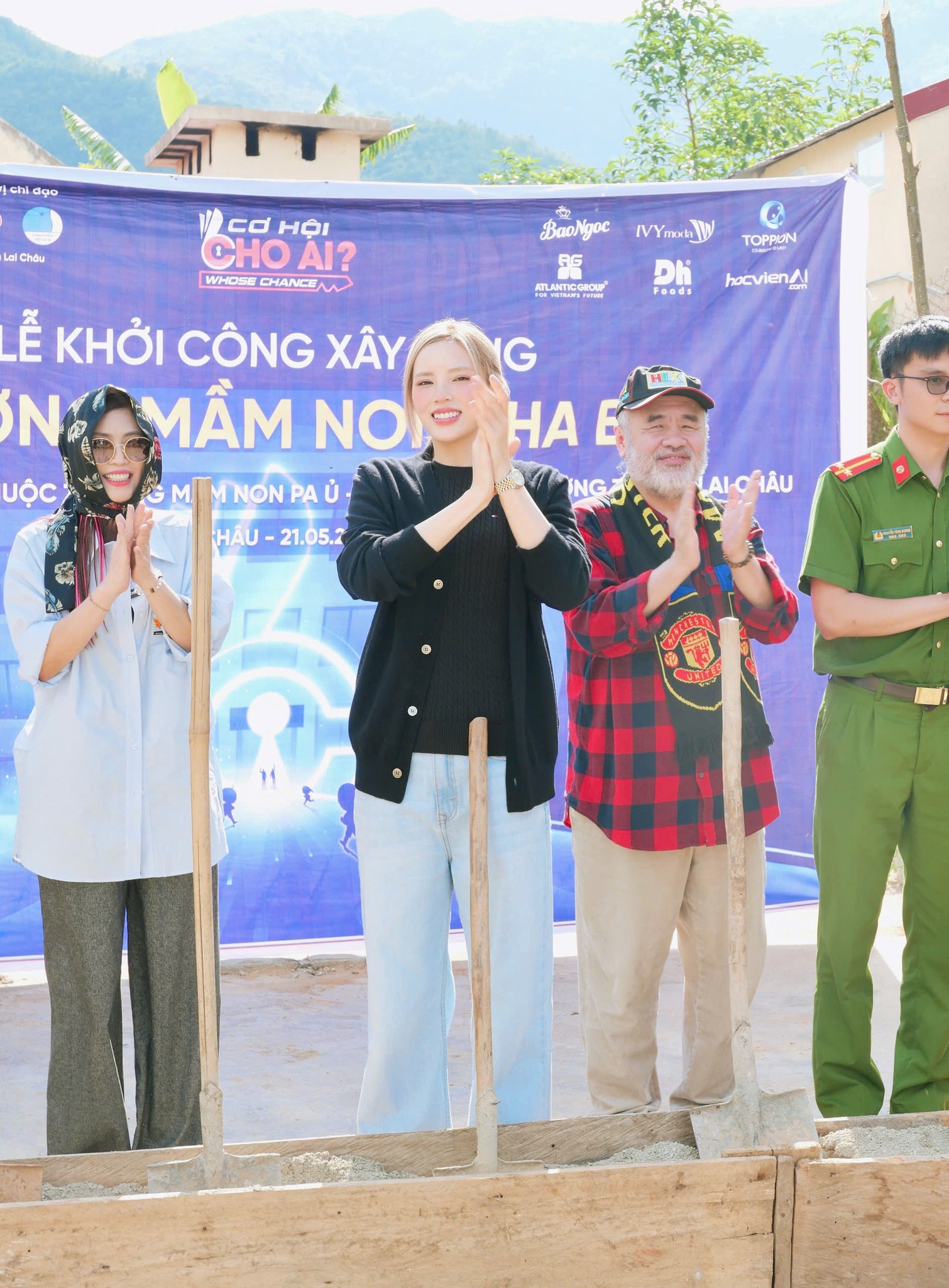 Khán giả tò mò về tiến trình và thành quả dự án thực tế đạt được của cô