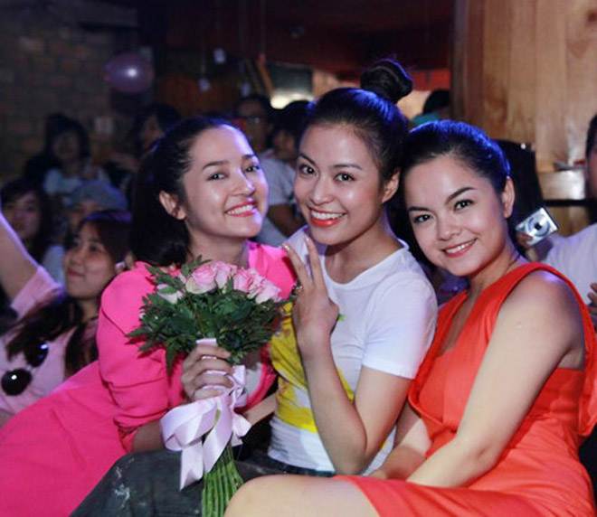 Khoảnh khắc gặp lại Bảo Anh và Phạm Quỳnh Anh