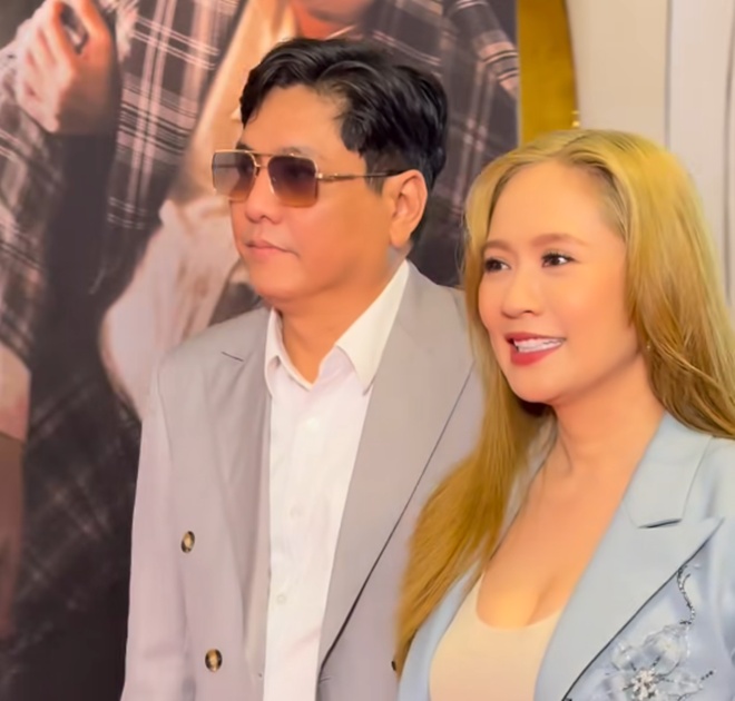 Thanh Thúy trẻ trung tại thảm đỏ phim