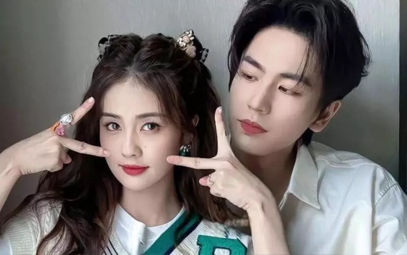 Mối quan hệ tình ái mập mờ của Bạch Lộc và Trương Lăng Hách
