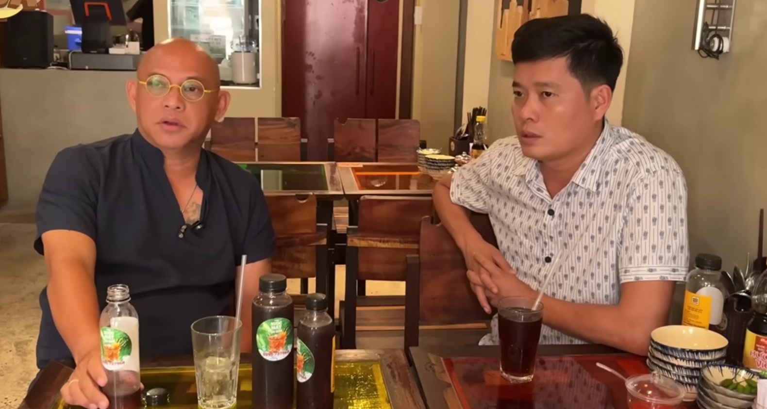 Quán ăn nhiều tầng rộng rãi của Color Man