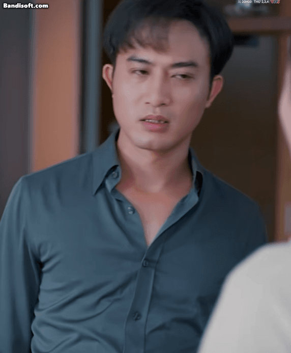 Mỹ Anh vừa sửng sốt vừa bất an khi chồng có thái độ khác lạ