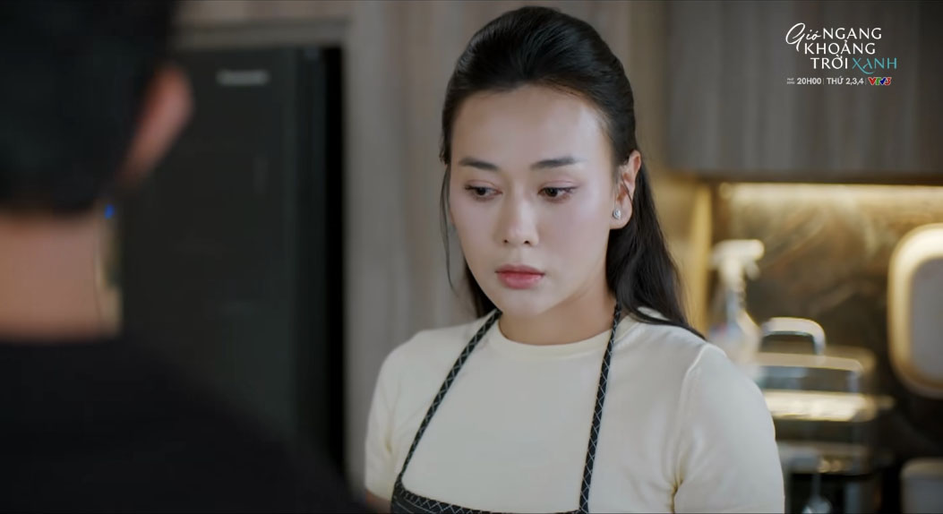 Phương Oanh tươi trẻ trên màn ảnh sau khi trở lại