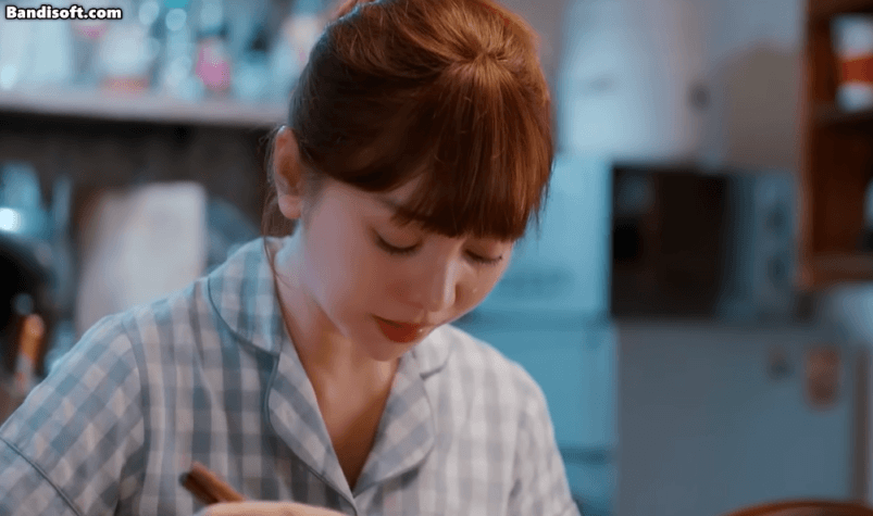 Chỉ chờ cặp đôi Việt này tái hợp là tung hoa ăn mừng: Nhà gái từng bị cả nước mắng té tát, giờ cứ thấy là yêu- Ảnh 3. Lam vừa ăn vừa khóc khi chồng rời đi