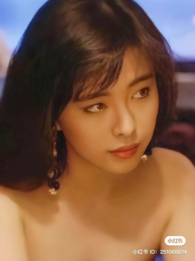 Lý do Vương Tổ Hiền rời showbiz- Ảnh 5. Vẻ đẹp quyến rũ của Vương Tổ Hiền