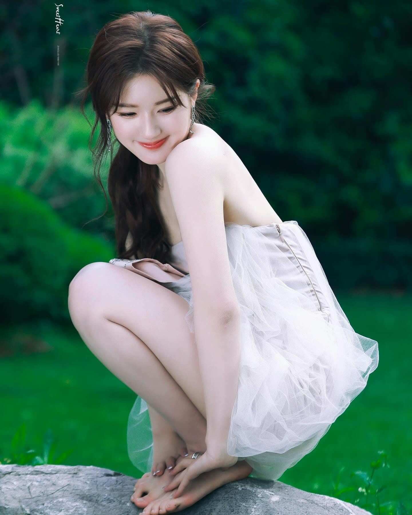 Triệu Lộ Tư gây ảnh hưởng trong công ty quản lý