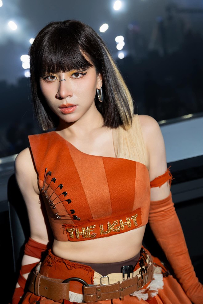 Một Tín Nguyễn mới mẻ trong Lật Mặt 8 Diễn viên Tín Nguyễn trong Lật Mặt 8