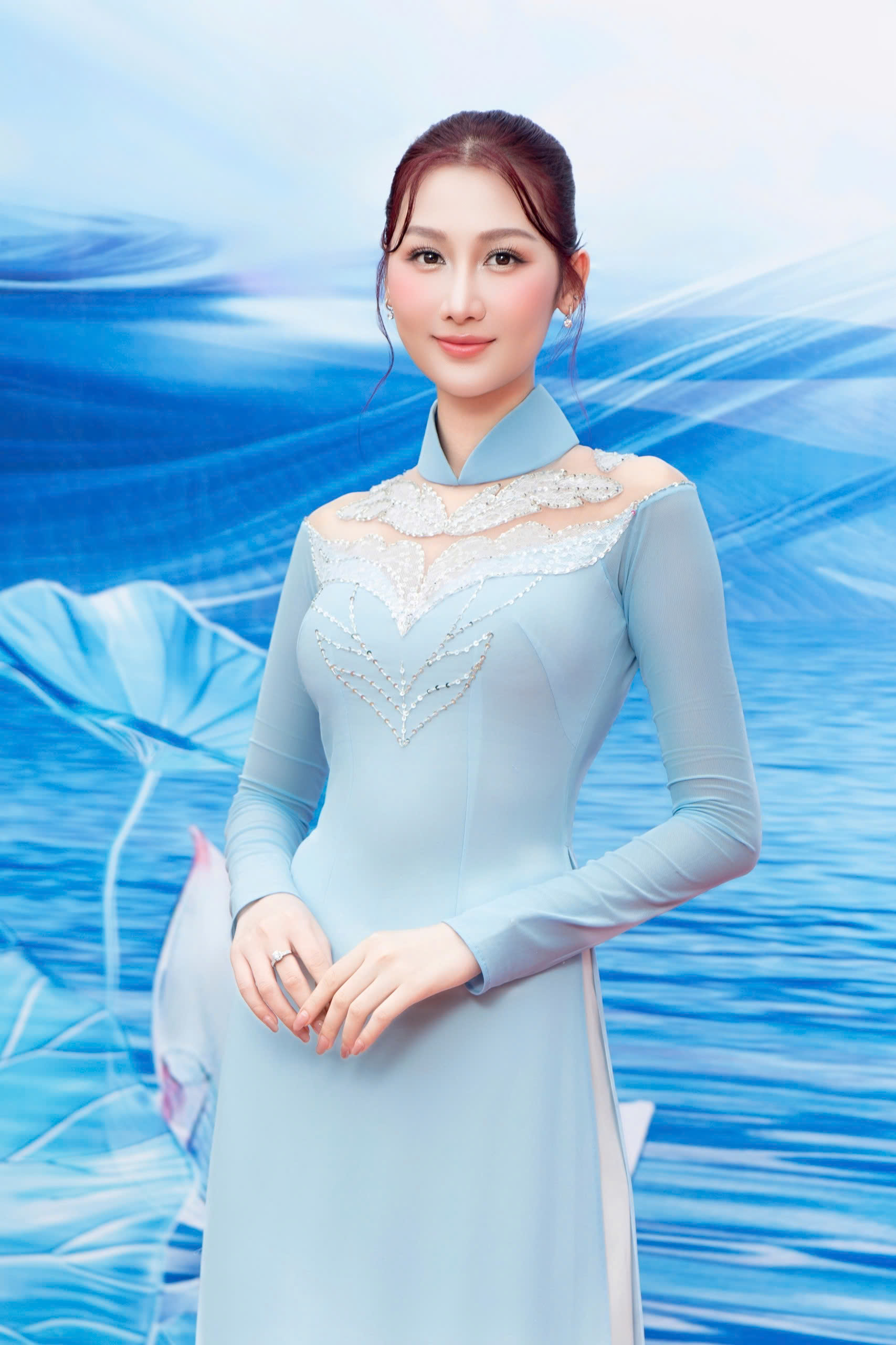 Hoa hậu Quế Anh tại vòng casting Hoa hậu Quế Anh trong vai trò ban giám khảo