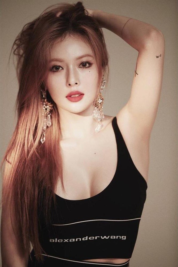 HyunA ngất xỉu tại nhà riêng, nghi xuất huyết não- Ảnh 3. Nghệ sĩ khác cùng tên cũng mắc hội chứng phản xạ thần kinh phế vị