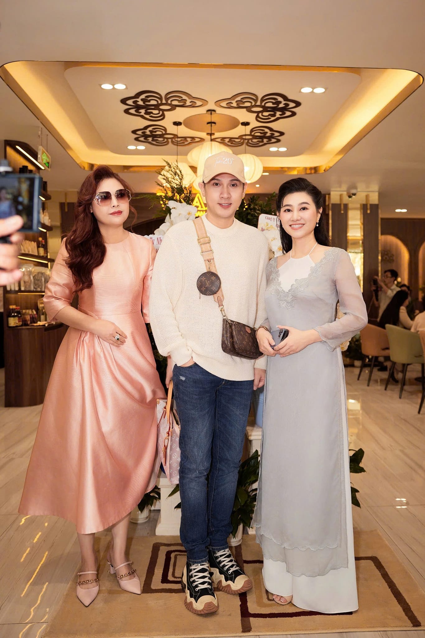 Sở hữu nhà hàng chay sang trọng Nhà hàng chay của Quế Trân