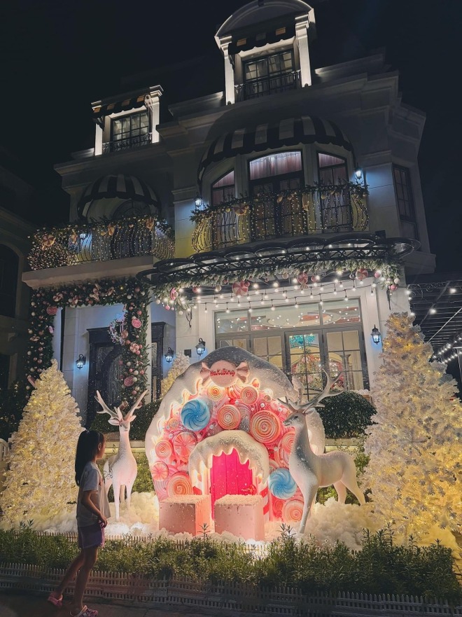 Đoàn Di Băng tiêu tiền ác- Ảnh 15. Trang trí biệt thự xa hoa