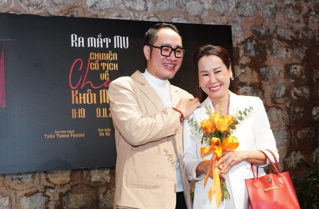 Ra mắt MV Chuyện cổ tích về cha Buổi lễ ra mắt MV Chuyện cổ tích về cha