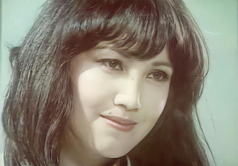 Thanh Lan vai Thùy Dung