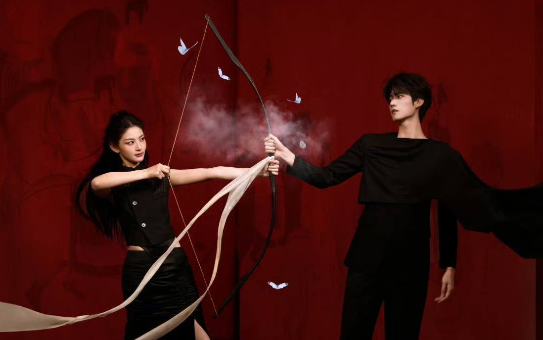 Kim Ngô Bất Cấm với dàn diễn viên chính Dàn diễn viên Kim Ngô Bất Cấm