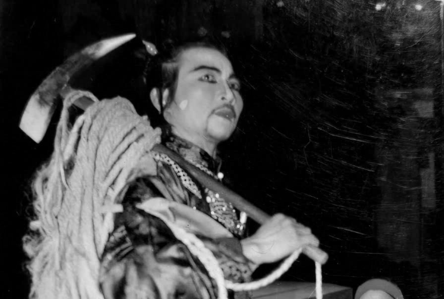 Vĩnh biệt NSƯT Bạch Diện- Ảnh 1. NSƯT Bạch Diện trên sân khấu