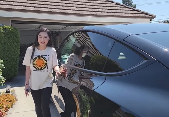 Nữ ca sĩ có hôn nhân ồn ào nhất nhì showbiz- Ảnh 4. Biệt thự rộng lớn và xe hơi sang trọng của nữ ca sĩ