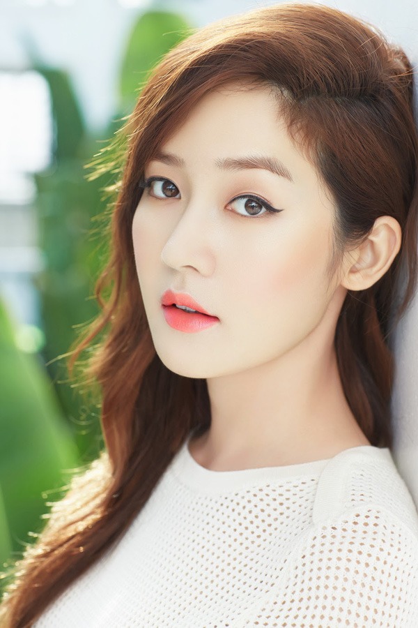 Nữ nghệ sĩ phải ở ẩn sau vụ việc chồng đại gia Sung Yuri ở ẩn thời gian dài