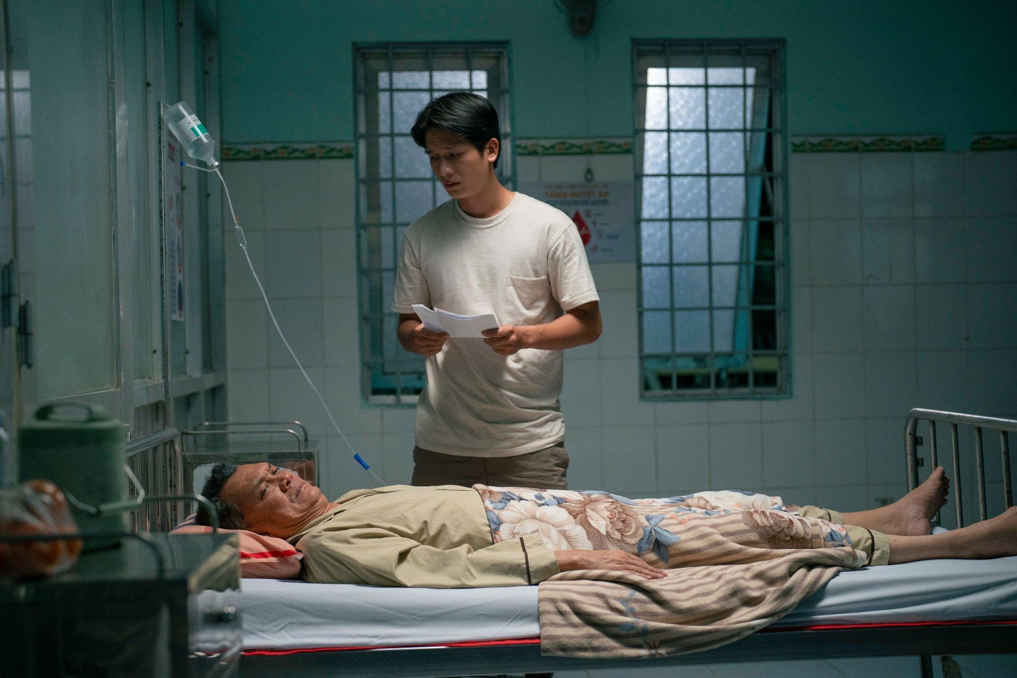 Diễn xuất của NSƯT Hữu Châu được đánh giá cao