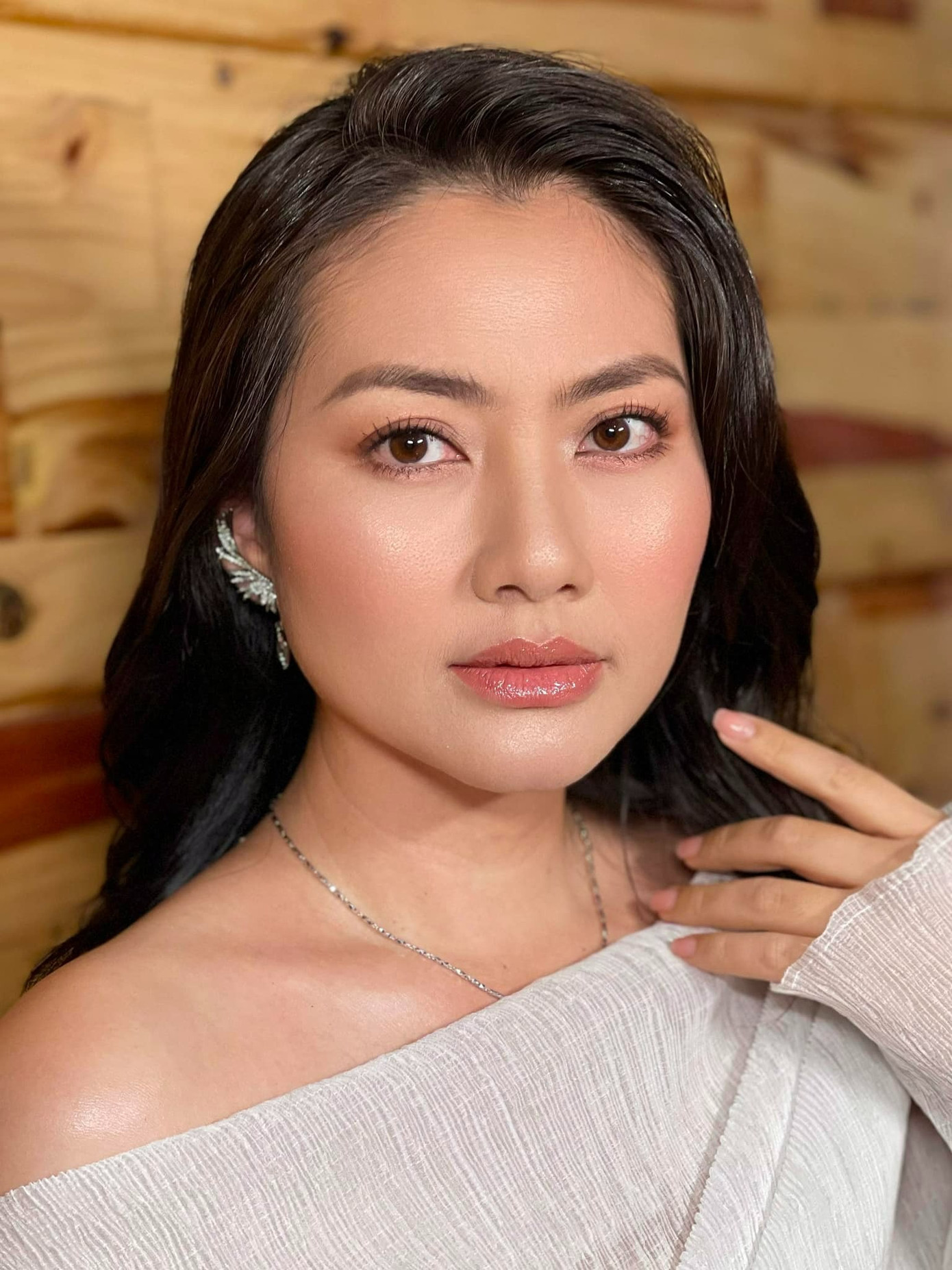 Ngọc Lan trình diễn thời trang với vai trò vedette