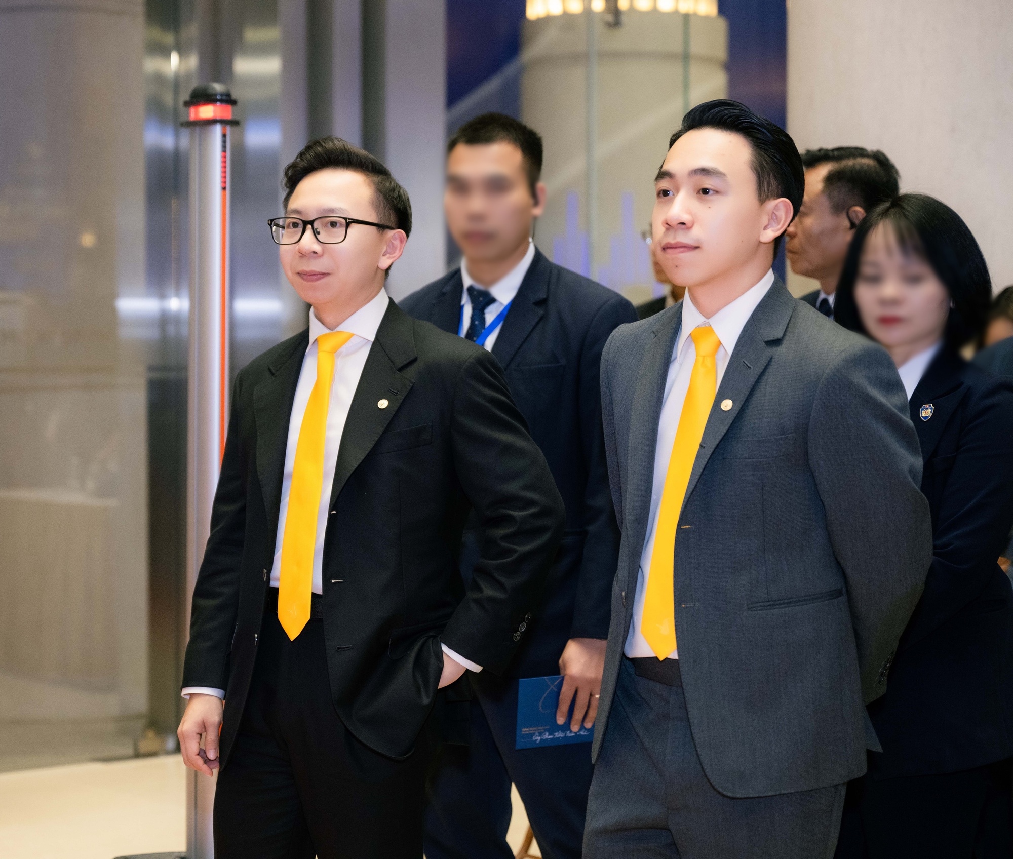 Hai con trai tỷ phú Phạm Nhật Vượng