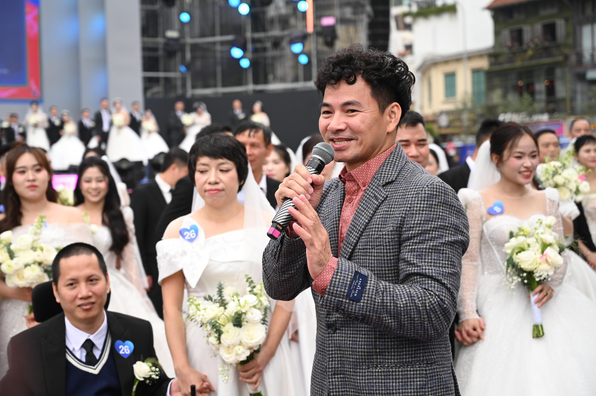 Cục trưởng Xuân Bắc phát biểu tại lễ cưới tập thể