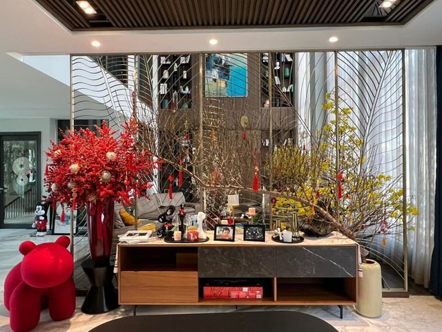 Trang trí phòng khách dịp Tết Trang trí phòng khách lộng lẫy dịp Tết