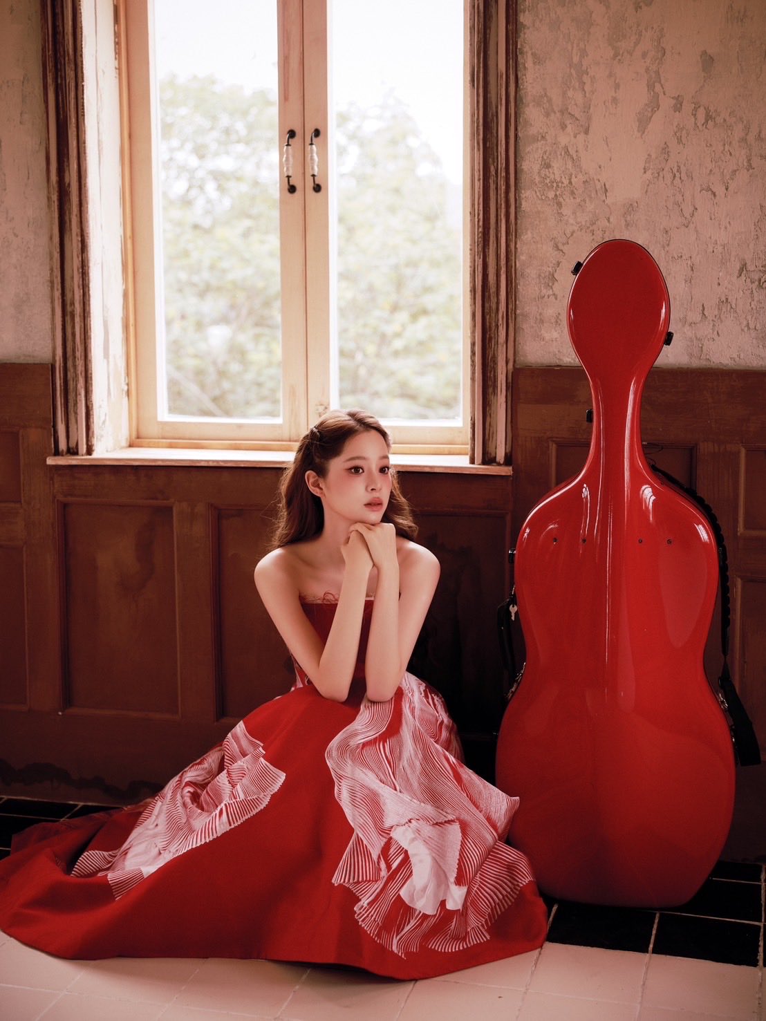 Âu Dương Na Na lúc nhỏ chơi cello Âu Dương Na Na học cello từ nhỏ